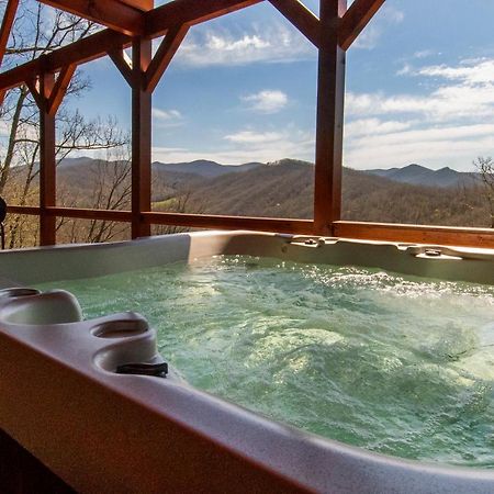 Cherokee Mountain Cabins, Llc Topton Bagian luar foto