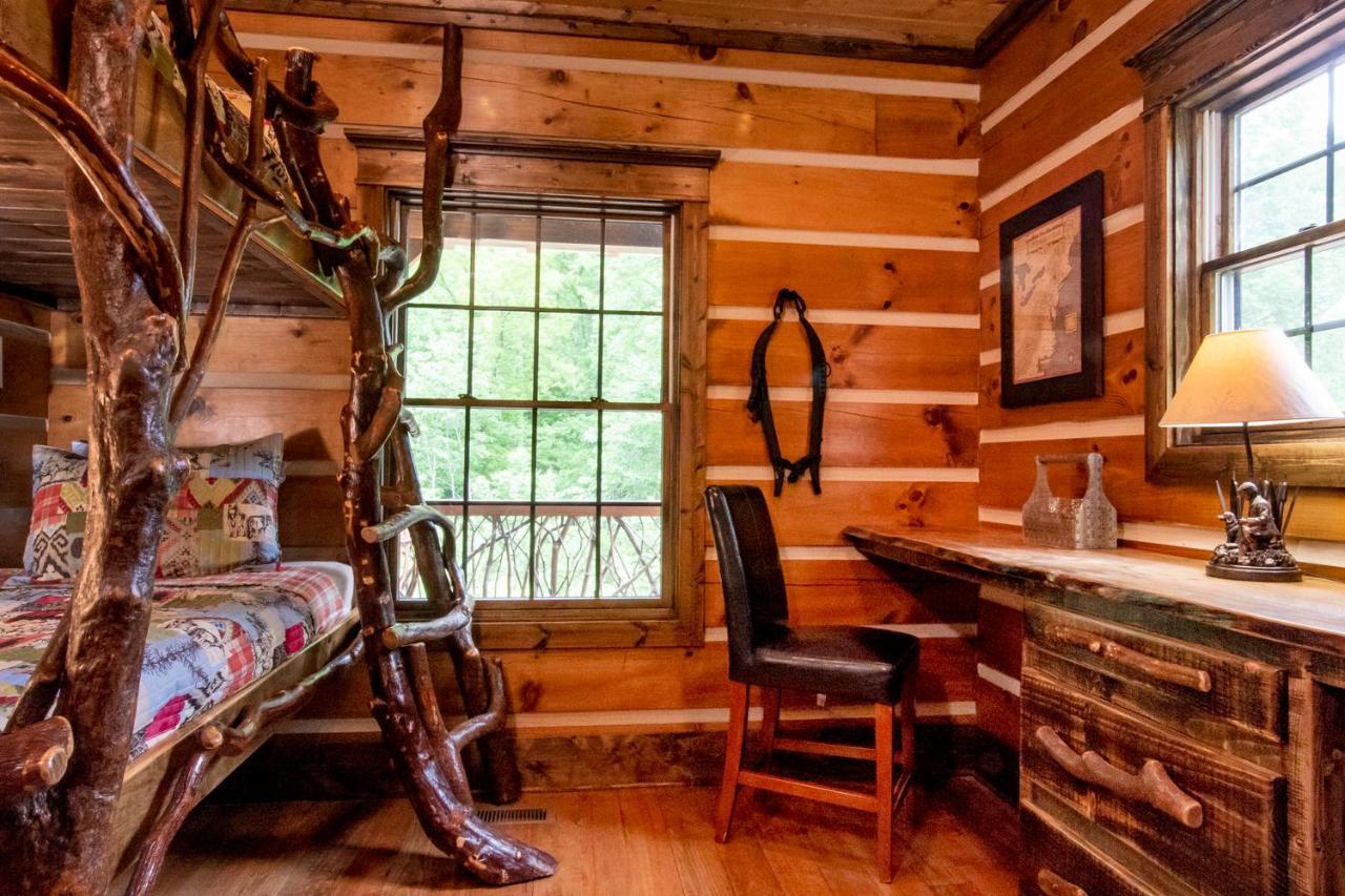 Cherokee Mountain Cabins, Llc Topton Bagian luar foto