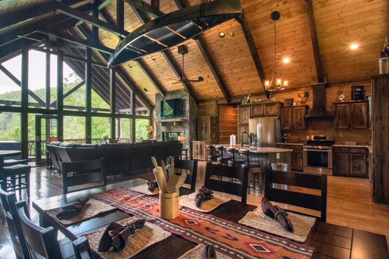 Cherokee Mountain Cabins, Llc Topton Bagian luar foto